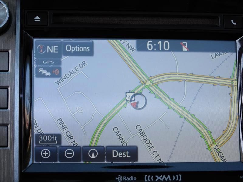 Toyota Tundra Limited 5.7L CrewMax 2WD 2016