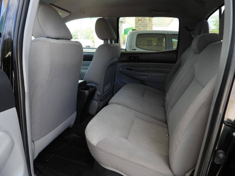 Toyota Tacoma PreRunner Double Cab Auto 2WD 2012