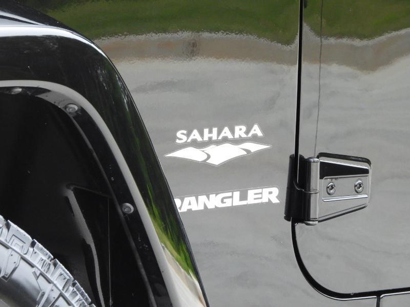 Jeep Wrangler Sahara 4WD 2013