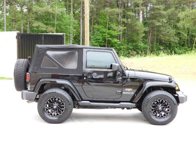 Jeep Wrangler Sahara 4WD 2013