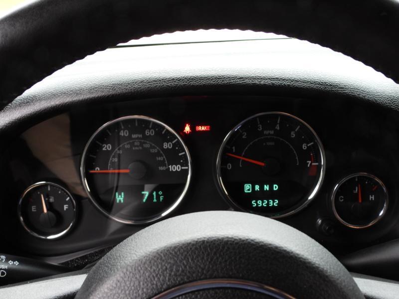 Jeep Wrangler Sahara 4WD 2013
