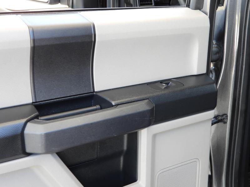 Ford F-150 XL SuperCrew 4WD 2020