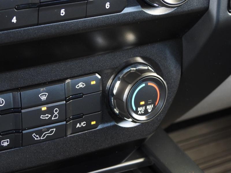 Ford F-150 XL SuperCrew 4WD 2020