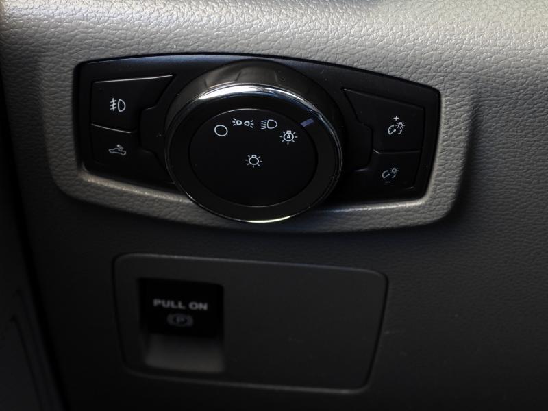 Ford F-150 XL SuperCrew 4WD 2020