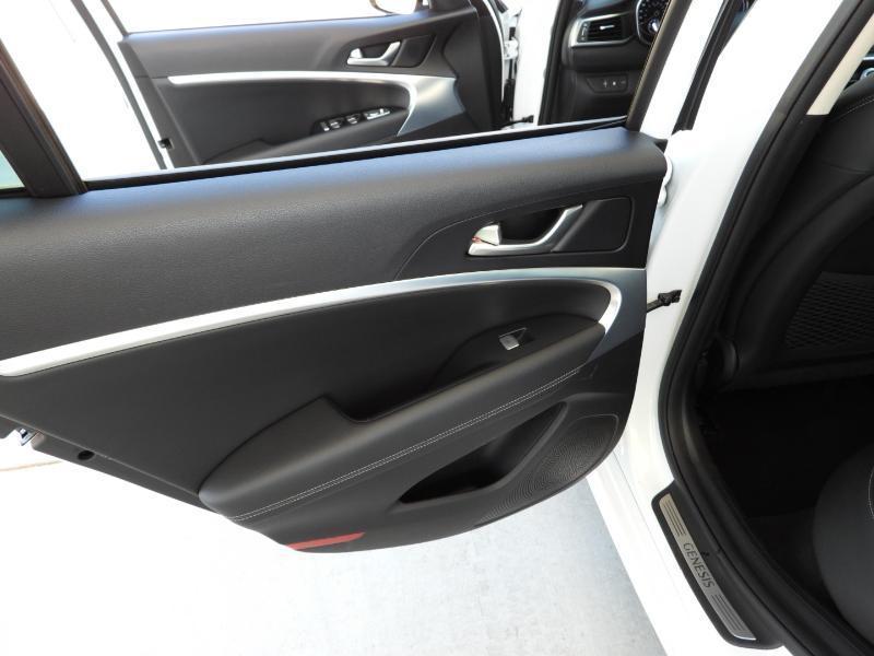 Genesis G70 2.0T 2022