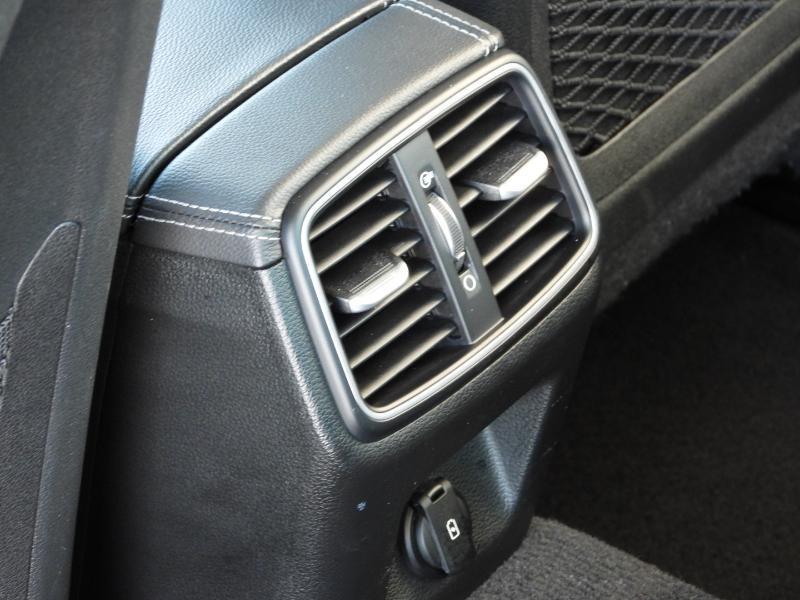 Genesis G70 2.0T 2022