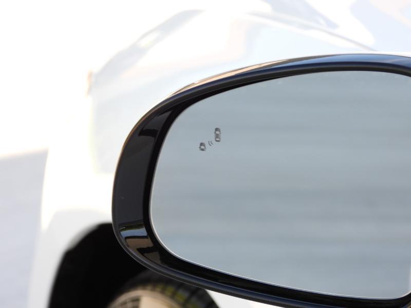 Genesis G70 2.0T 2022