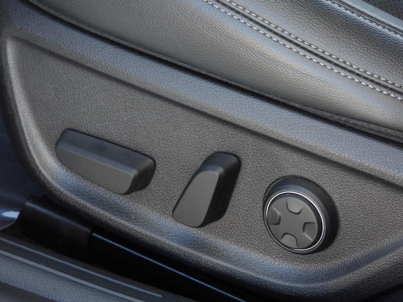 Genesis G70 2.0T 2022