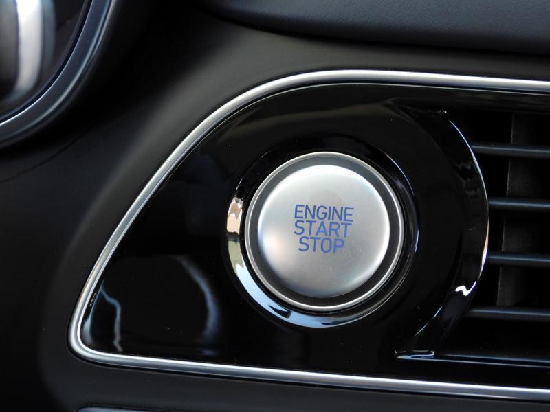 Genesis G70 2.0T 2022