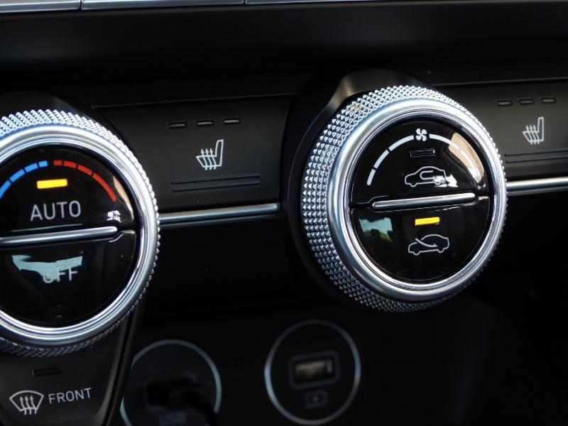 Genesis G70 2.0T 2022