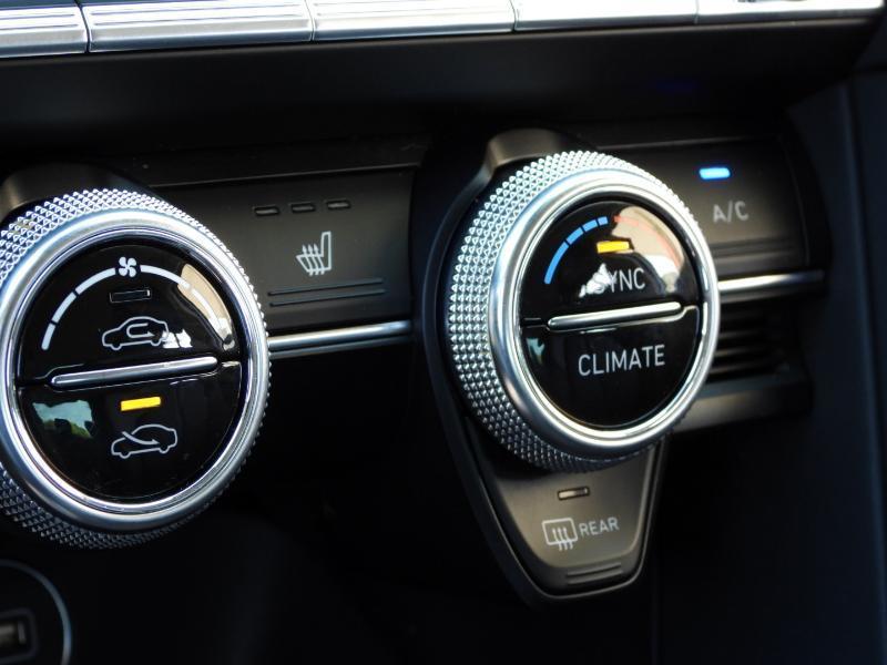 Genesis G70 2.0T 2022