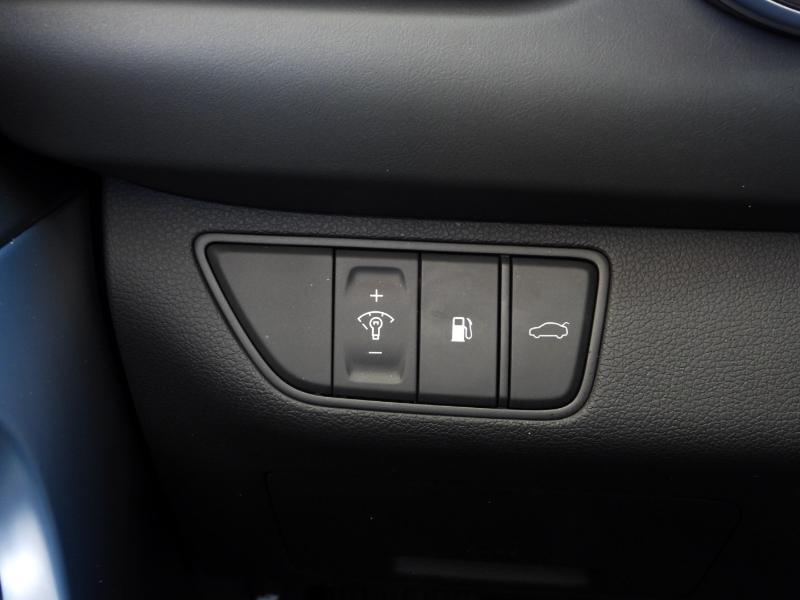 Genesis G70 2.0T 2022