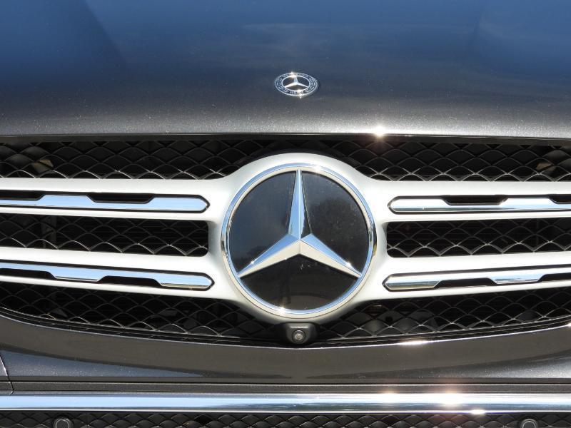 Mercedes-Benz GLC-Class GLC300 2020