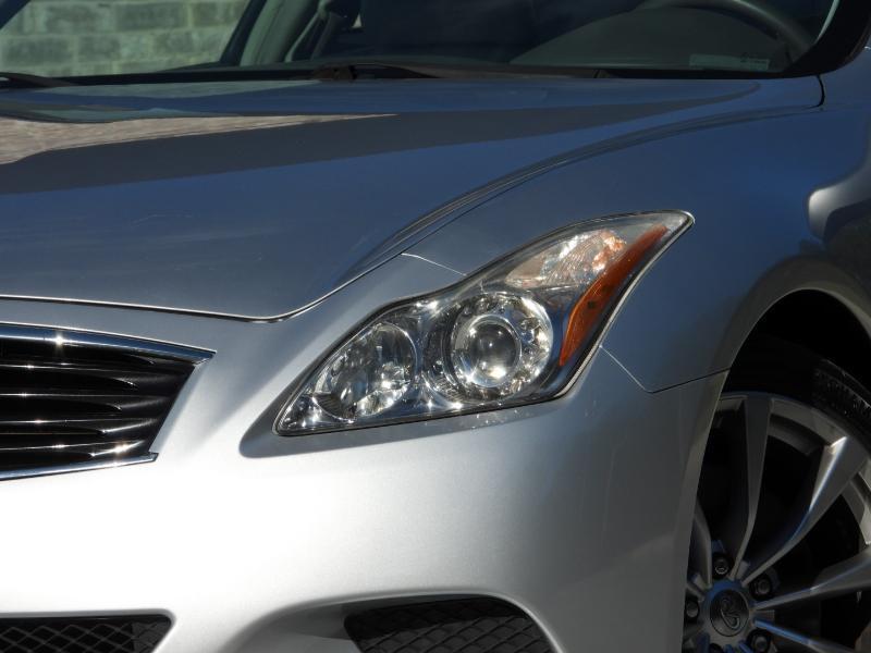 Infiniti G Coupe  2010