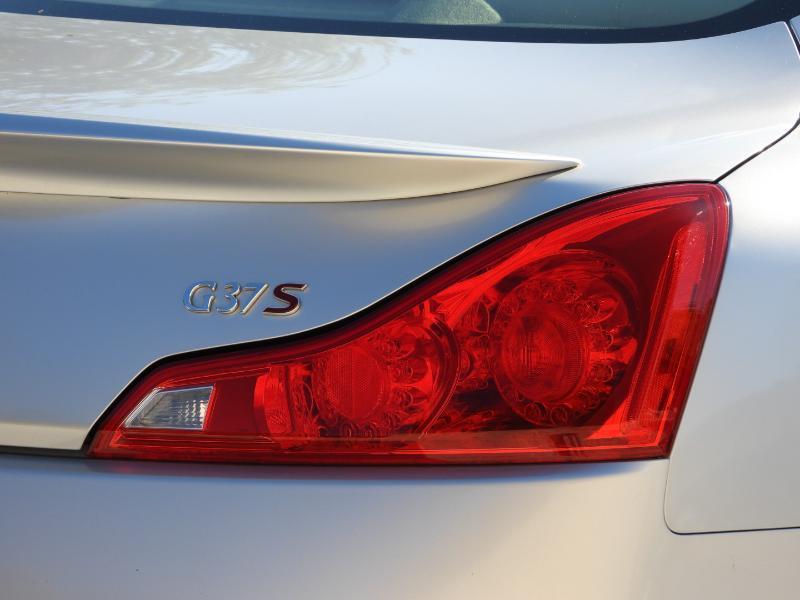 Infiniti G Coupe  2010
