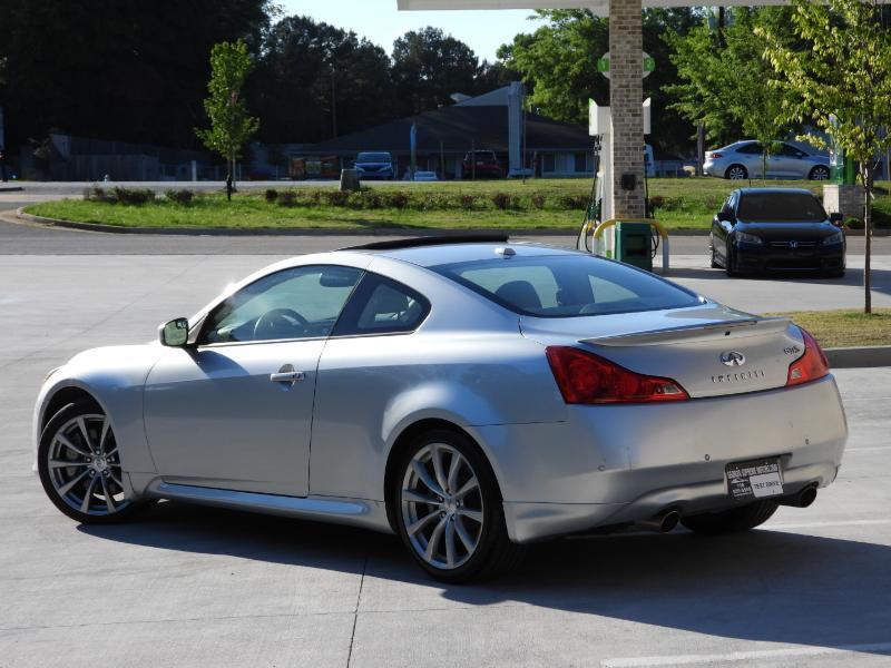 Infiniti G Coupe  2010