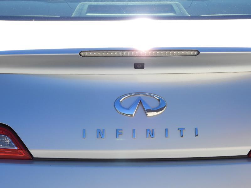 Infiniti G Coupe  2010