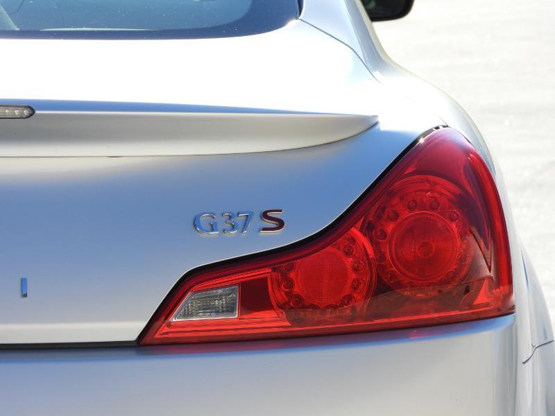 Infiniti G Coupe  2010