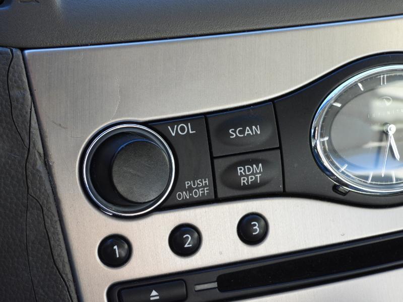 Infiniti G Coupe  2010