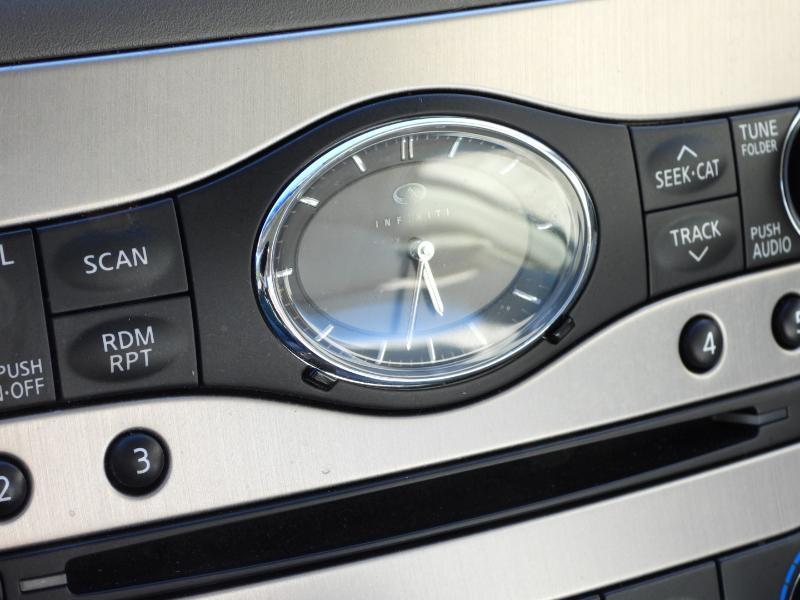 Infiniti G Coupe  2010