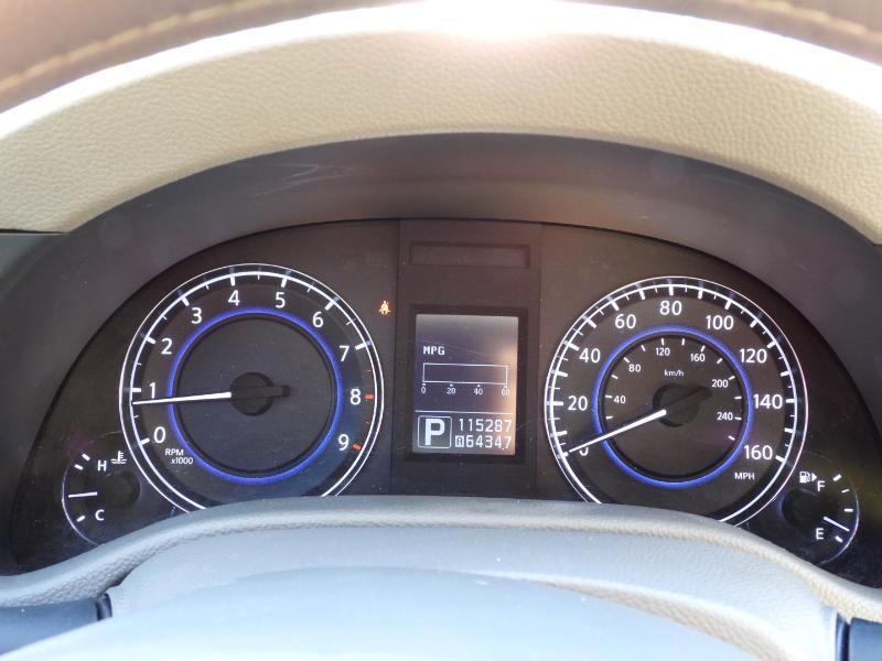 Infiniti G Coupe  2010