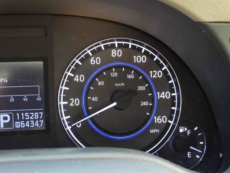 Infiniti G Coupe  2010