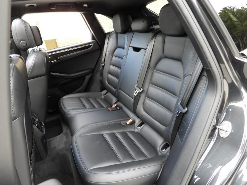Porsche Macan S 2020