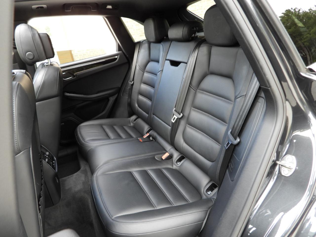 Porsche Macan S 2020