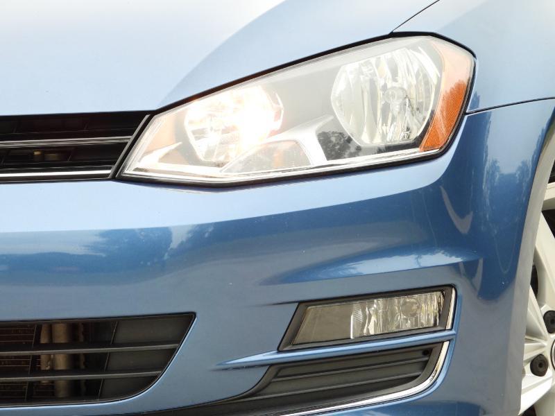 Volkswagen Golf TSI SEL 6A 2017