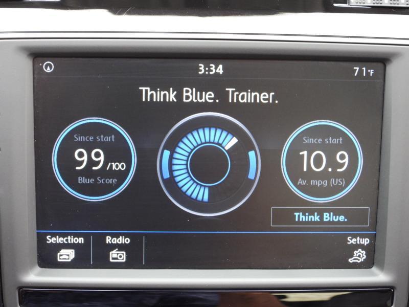 Volkswagen Golf TSI SEL 6A 2017