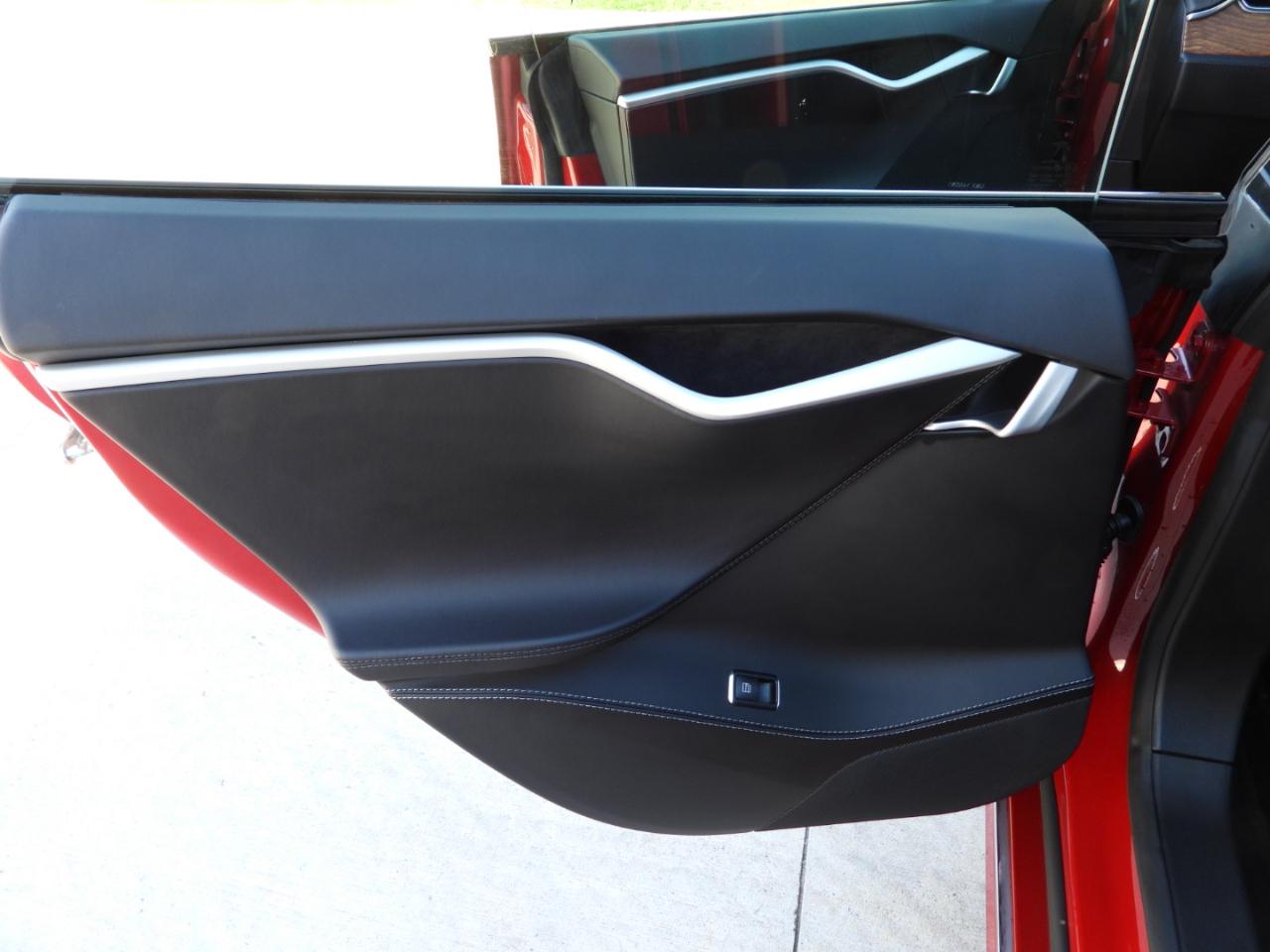 Tesla Model S 100D 2018