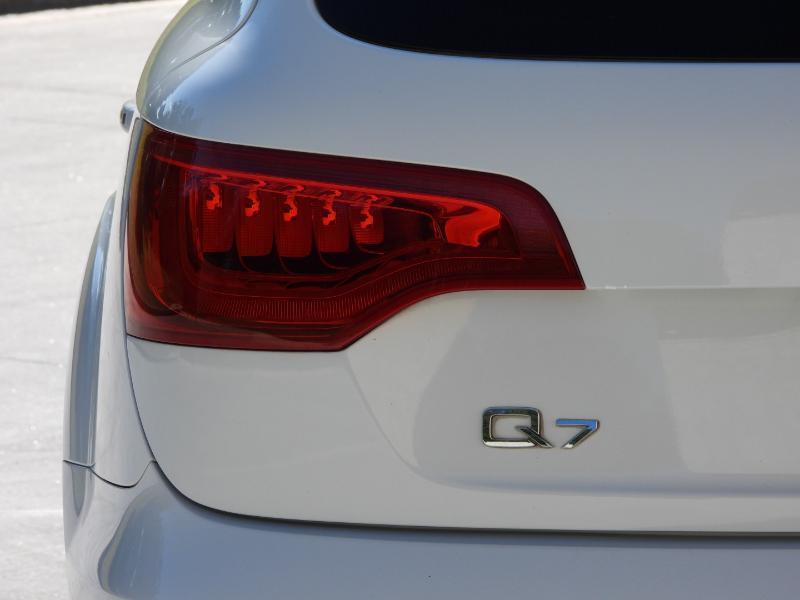 Audi Q7 3.0T Premium Plus quattro 2015