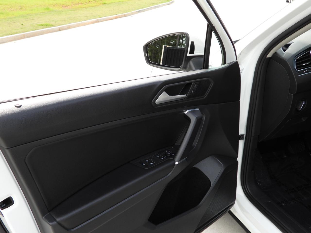 Volkswagen Tiguan SE 2020