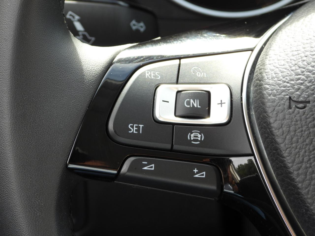 Volkswagen Tiguan SE 2020