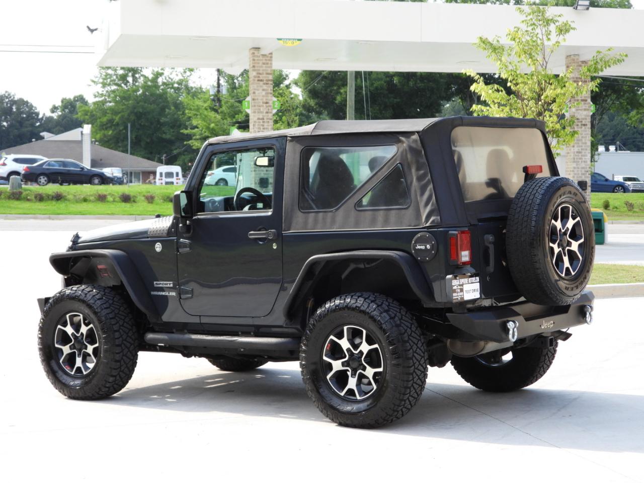 Jeep Wrangler Sport 4WD 2017