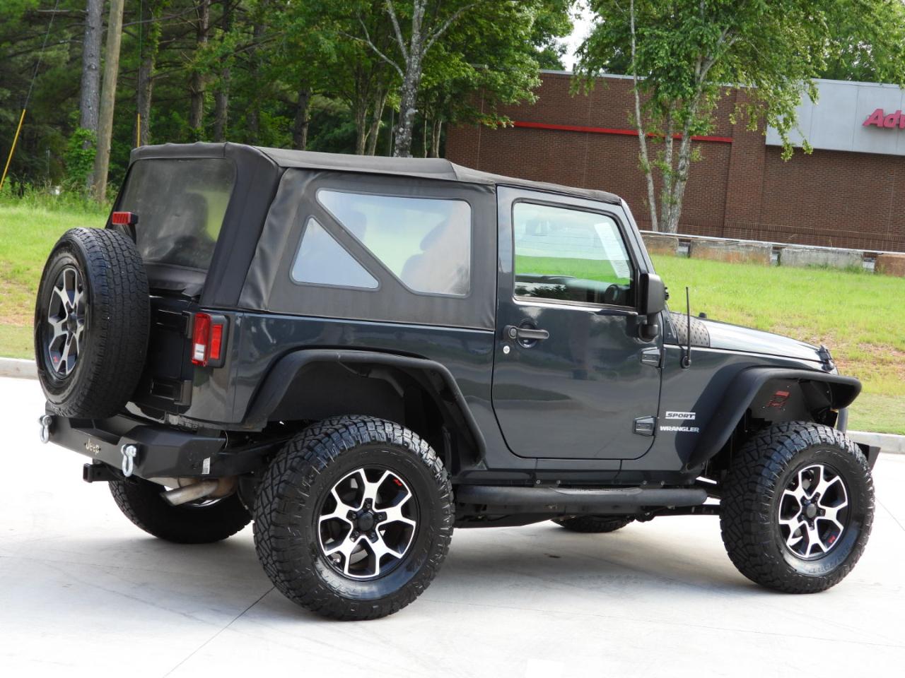 Jeep Wrangler Sport 4WD 2017