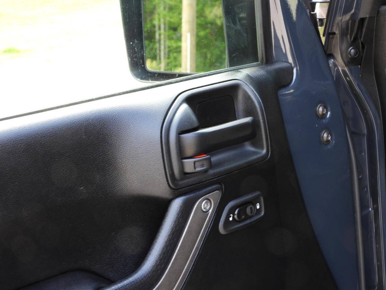 Jeep Wrangler Sport 4WD 2017