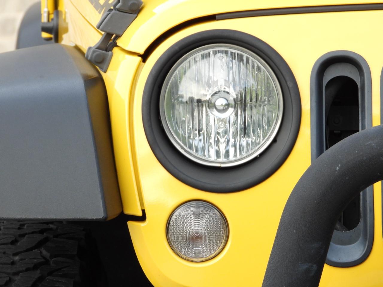 Jeep Wrangler Sport 4WD 2015
