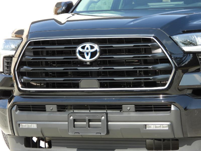 Toyota Sequoia  2024