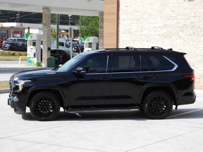 Toyota Sequoia  2024