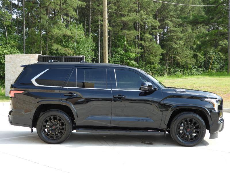 Toyota Sequoia  2024