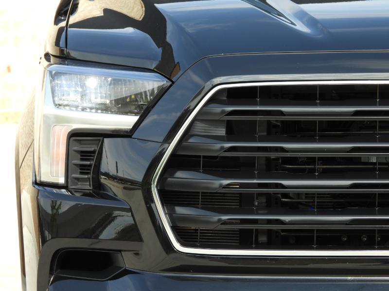 Toyota Sequoia  2024