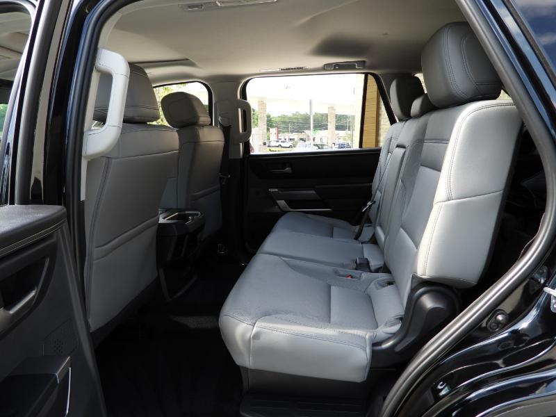 Toyota Sequoia  2024