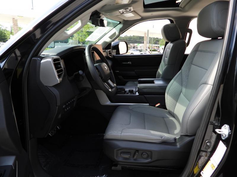 Toyota Sequoia  2024