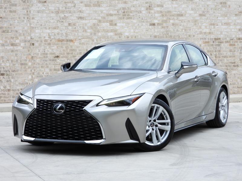 Lexus IS 300 RWD 2022