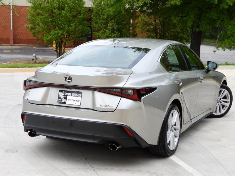Lexus IS 300 RWD 2022