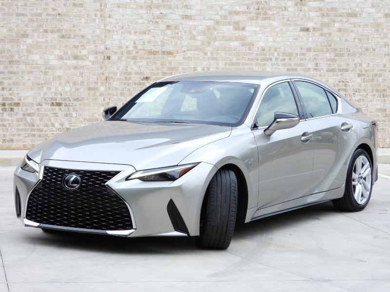 Lexus IS 300 RWD 2022