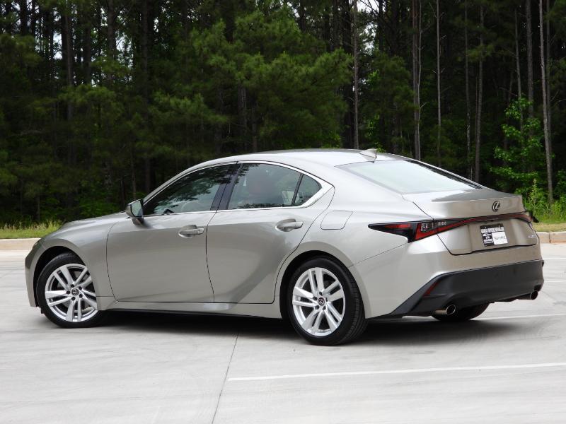 Lexus IS 300 RWD 2022