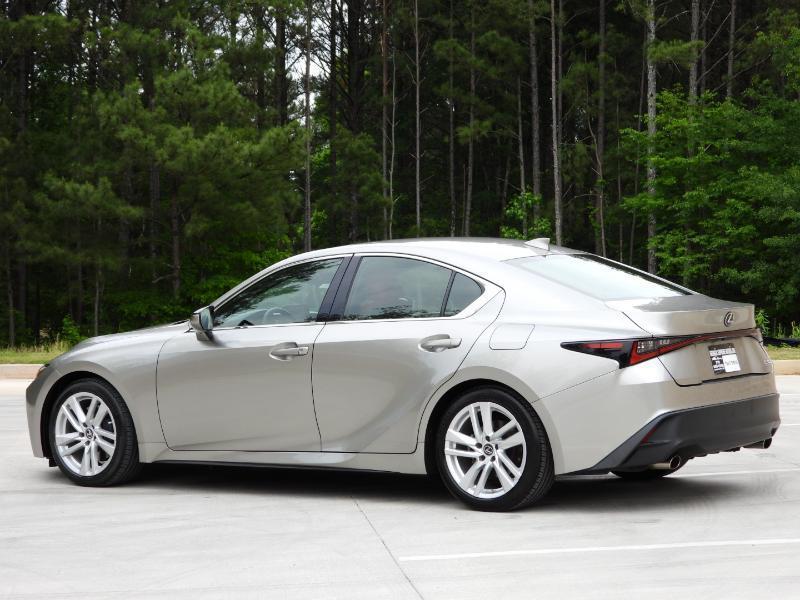Lexus IS 300 RWD 2022