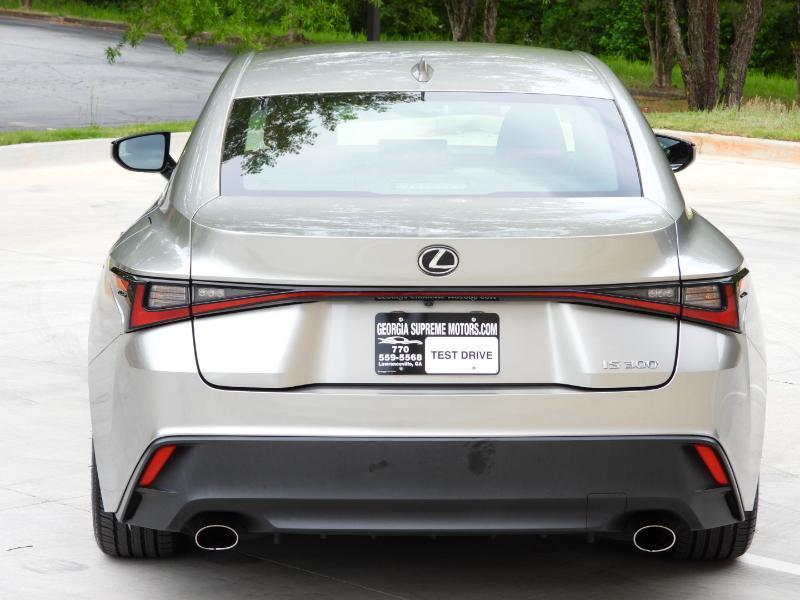 Lexus IS 300 RWD 2022